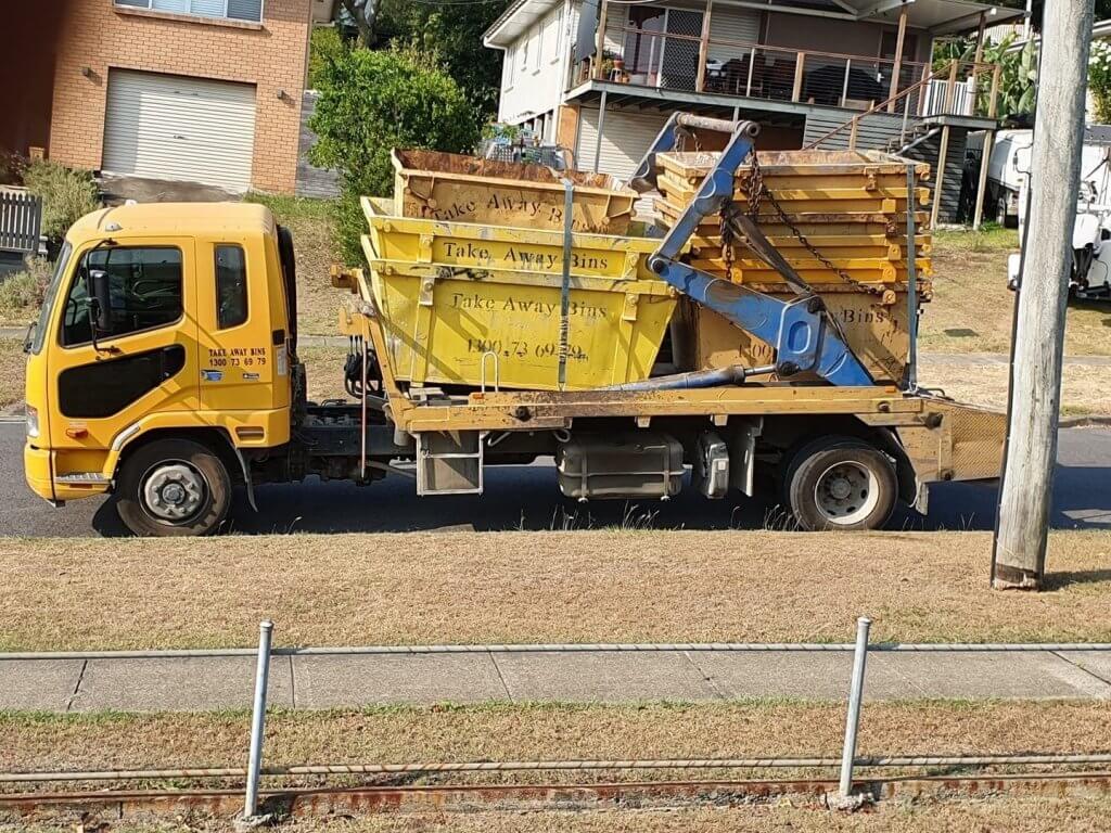 skip bin hire kalinga
