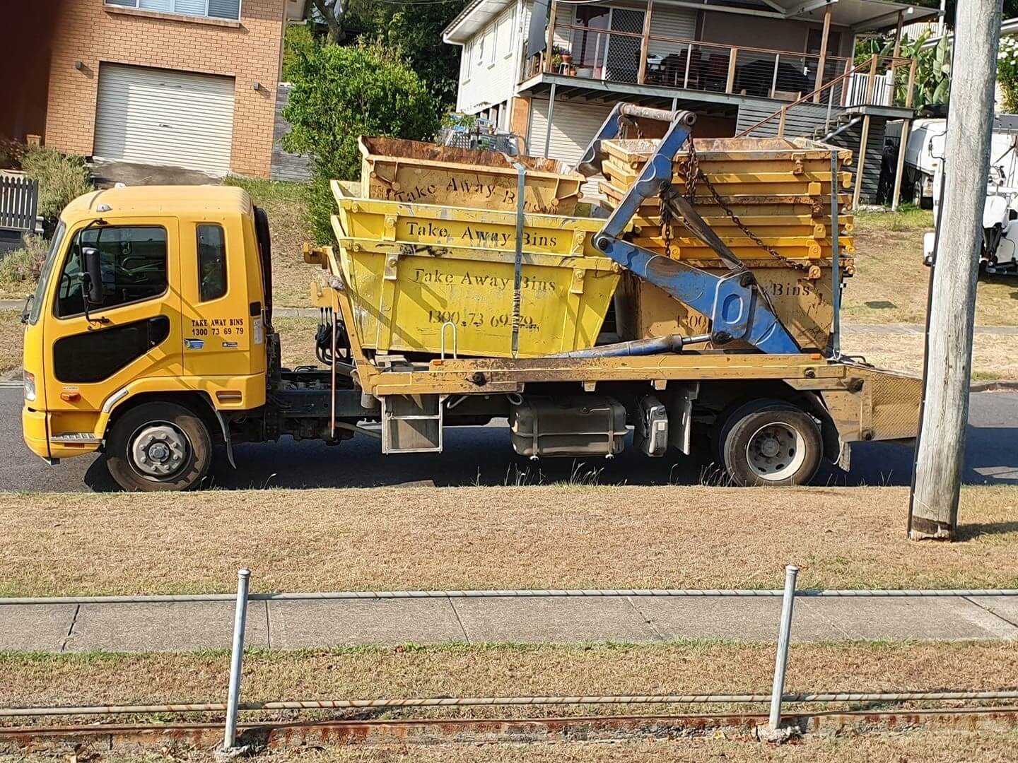 multiple skip bin sizes for renovation waste in coopers plains