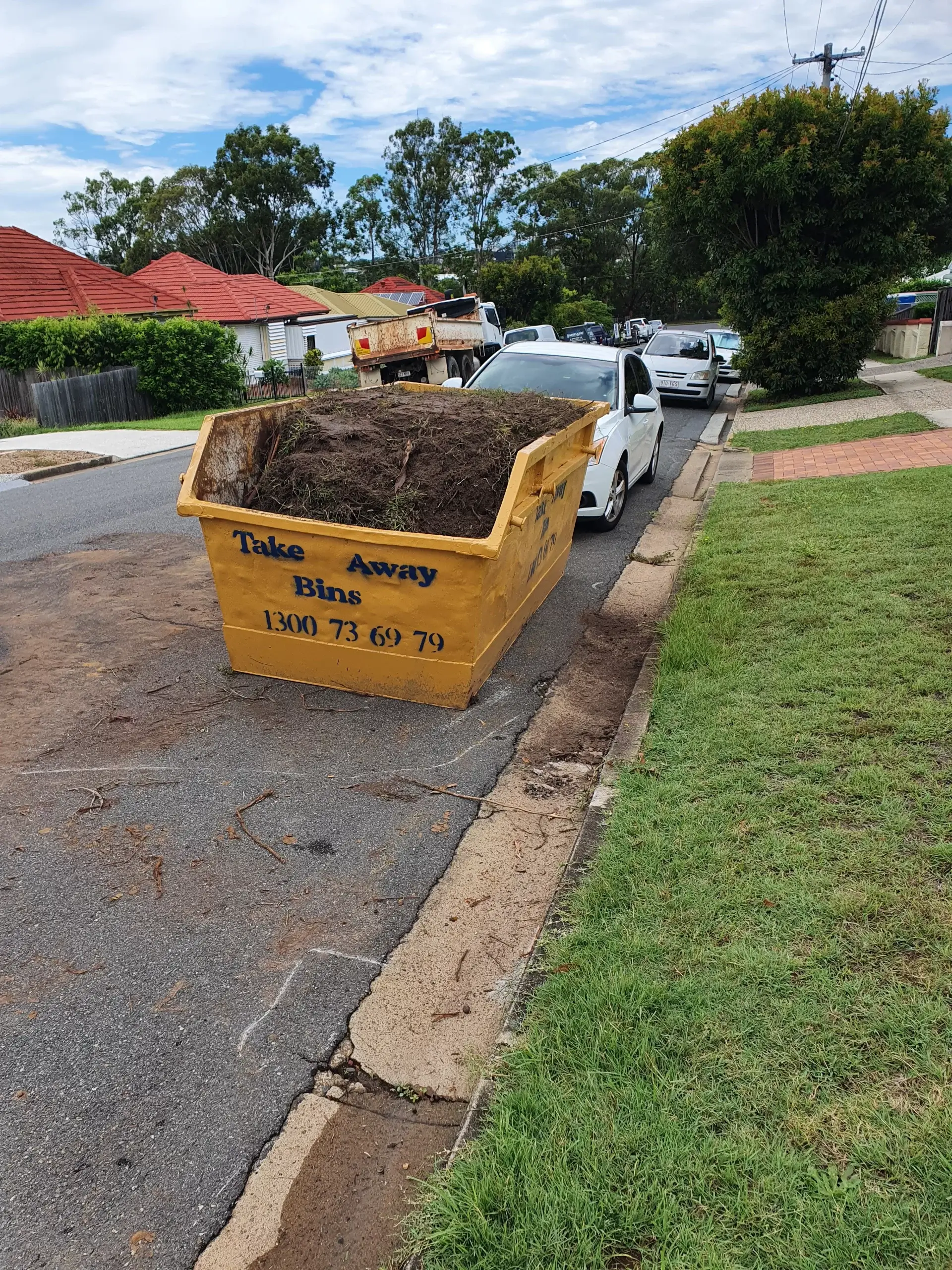 Affordable skip bin hire service operating in Carina, Brisbane. we have a lot of skip bin sizes for skip bin hire in Balmoral